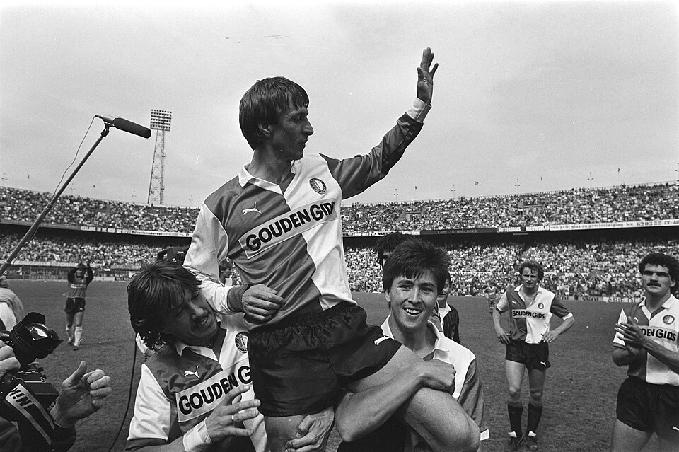 Pep Guardiola: De su debut goleador a su legado en el Barcelona