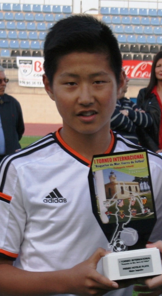 Reportan que Kang-in Lee aún desea jugar en el Atlético de Madrid