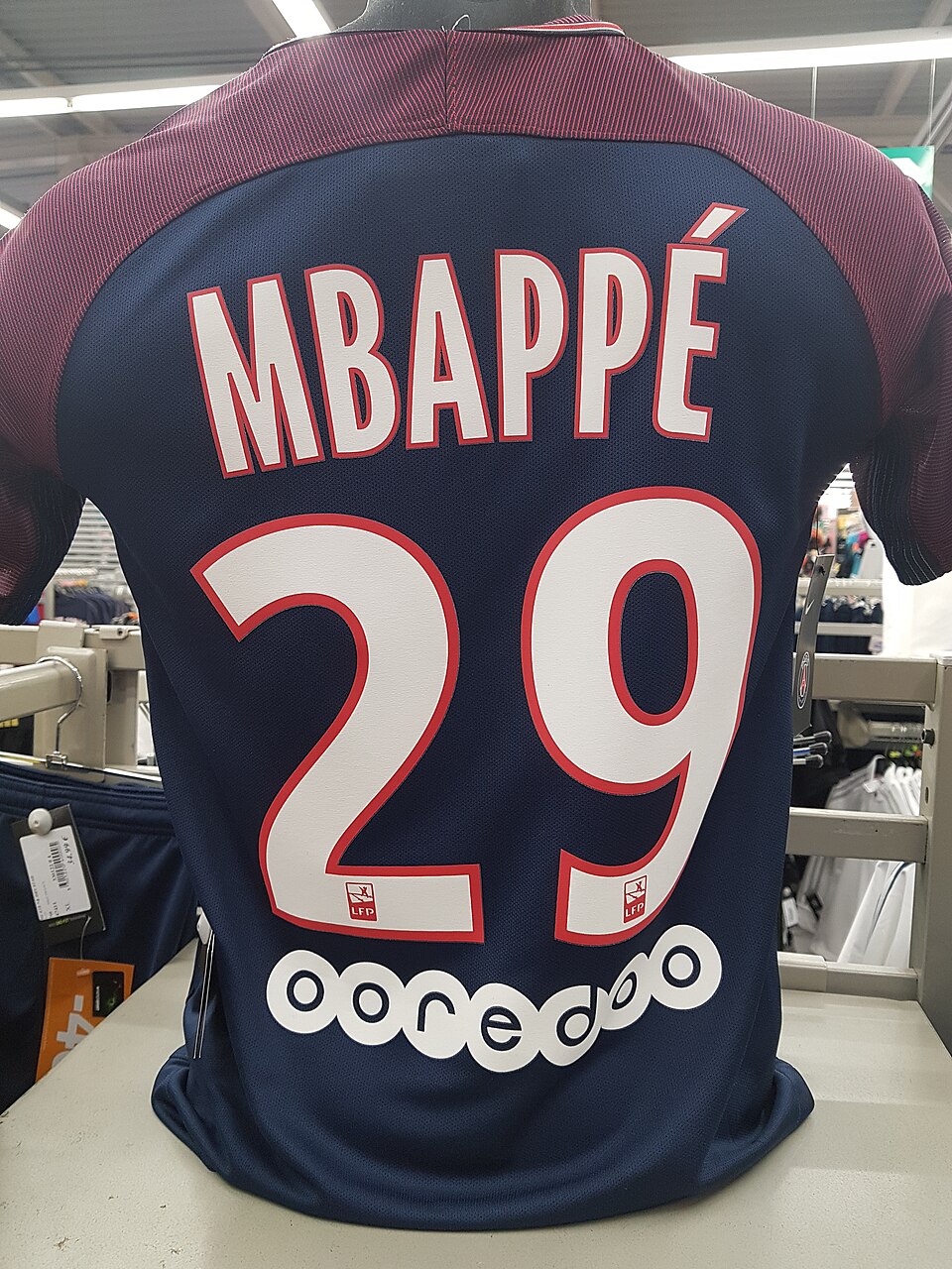 Deschamps ve a Francia entre los favoritos en la Copa del Mundo y destaca el liderazgo de Mbappé